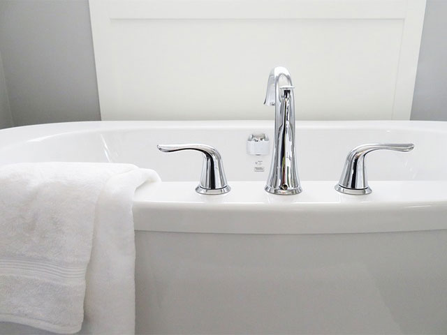 interior-designer-bathtub